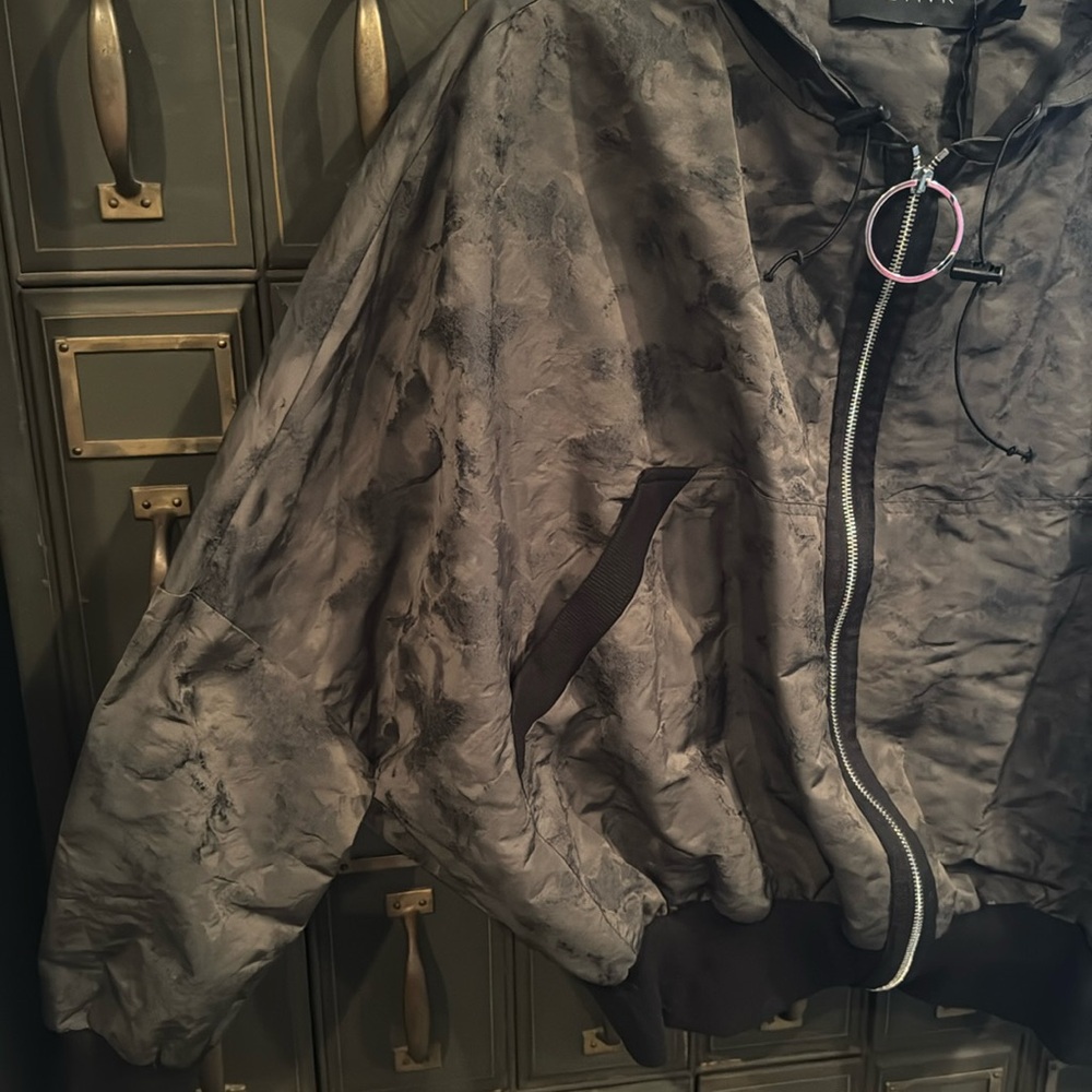 LINk Jacket - Picture 8 of 9
